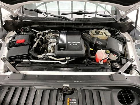 Used 2021 Chevrolet Silverado 1500 LTZ w/ Z71 Off-Road Package image 10