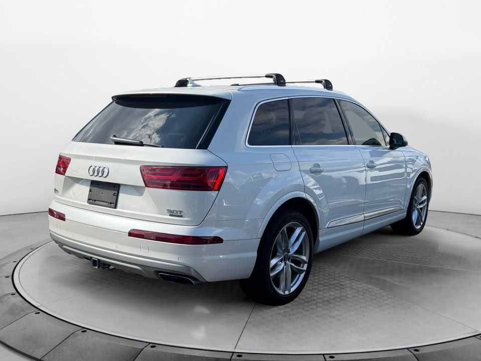 Used 2017 Audi Q7 3.0T Prestige AWD/4WD image 7
