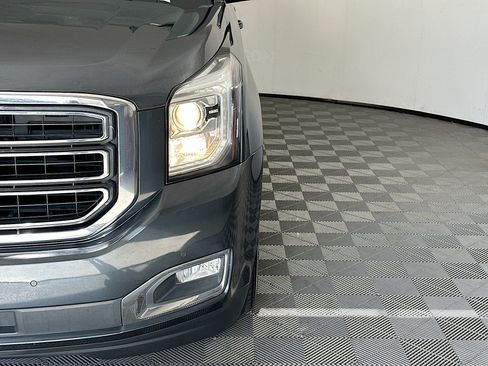 Used 2020 GMC Yukon SLE w/ SLE Value Package RWD image 9