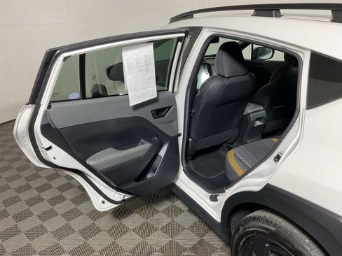 Used 2024 Subaru Crosstrek 2.5i Sport AWD/4WD image 33
