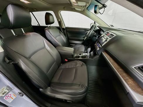 Used 2017 Subaru Outback 2.5i Limited image 28