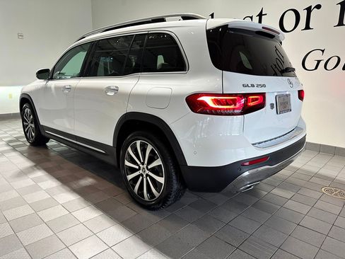 Certified 2023 Mercedes-Benz GLB 250 4MATIC image 6