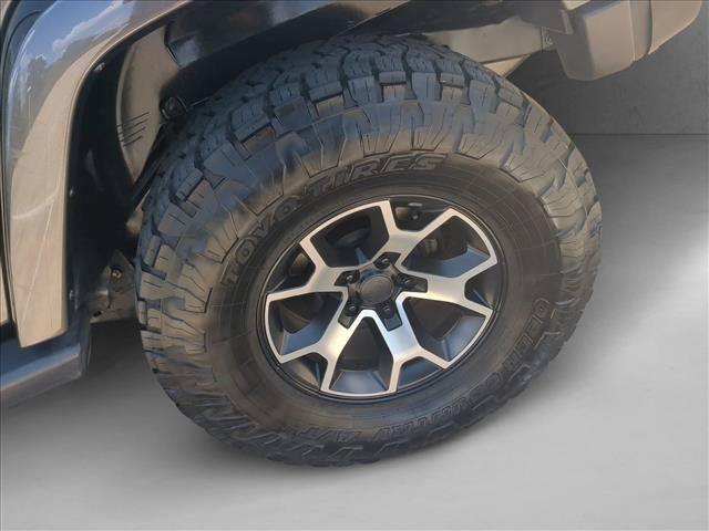 Used 2018 Jeep Wrangler Unlimited Sahara AWD/4WD image 22