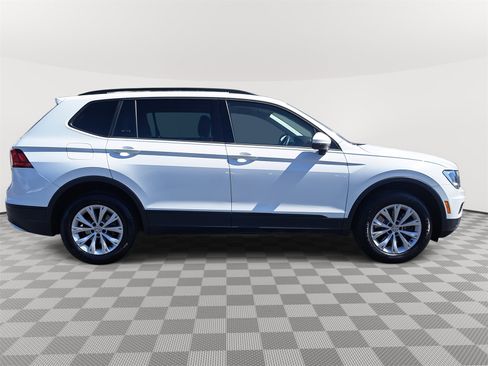 Used 2020 Volkswagen Tiguan S image 4