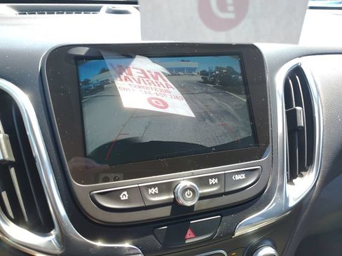 Used 2018 Chevrolet Equinox LT FWD image 14