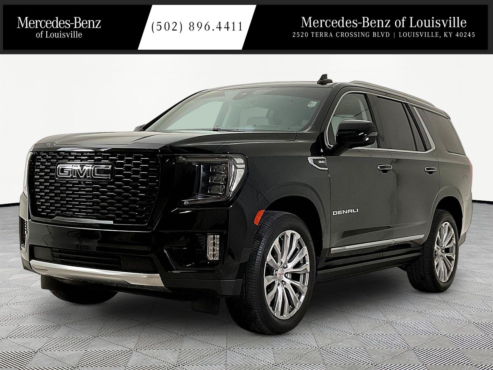 Used 2021 GMC Yukon Denali w/ Denali Ultimate Package AWD/4WD image 1