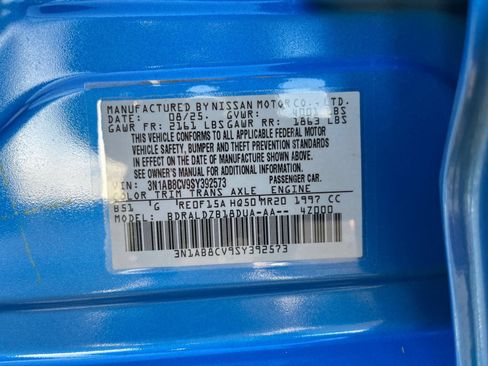 Used 2025 Nissan Sentra SV FWD image 28