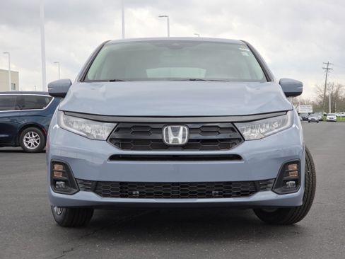 New 2026 Honda Odyssey Touring image 14