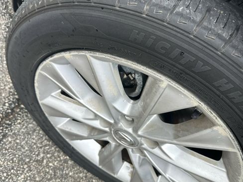 Used 2013 Lexus ES 300h w/ Luxury Pkg image 29