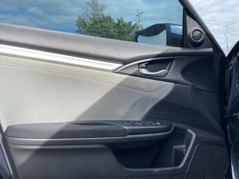Used 2017 Honda Civic EX image 13