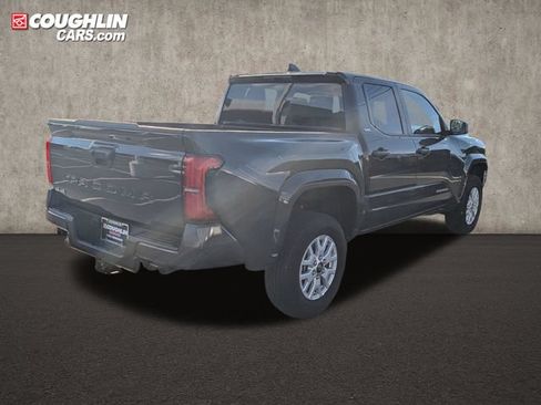 Used 2024 Toyota Tacoma SR5 AWD/4WD image 7