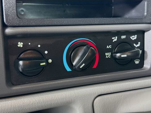 Used 2002 Ford F350 XLT AWD/4WD image 14