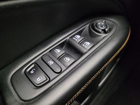 Used 2019 Jeep Compass Limited image 27