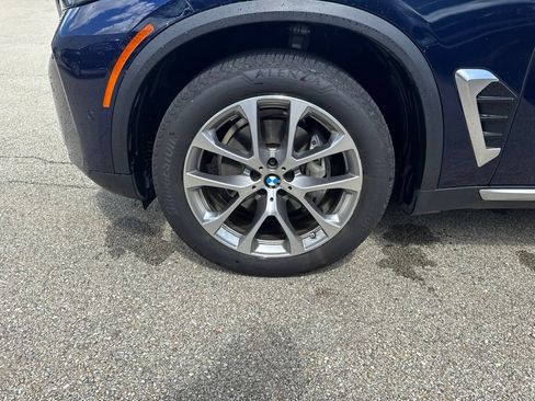 Used 2025 BMW X5 xDrive40i AWD/4WD image 10