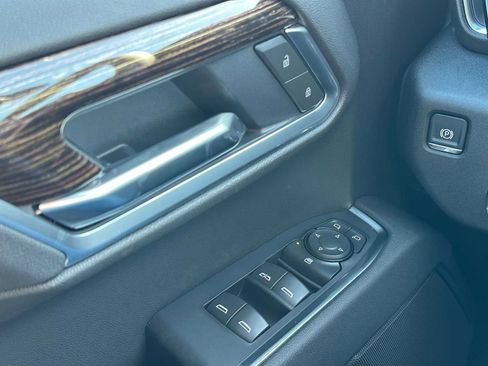 New 2026 GMC Sierra 1500 Elevation image 32