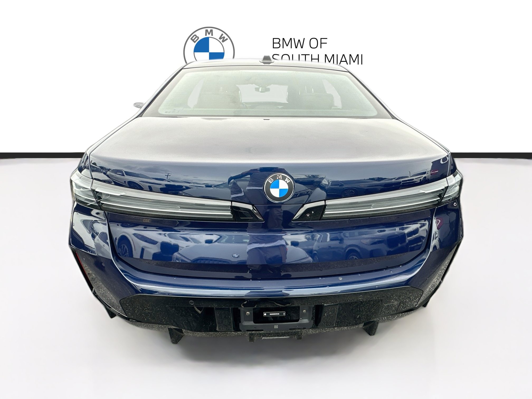 New 2027 BMW 740i xDrive w/ Executive Package AWD/4WD image 5