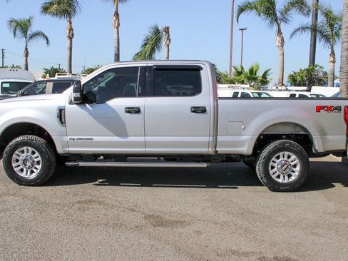 Used 2017 Ford F250 XLT w/ XLT Value Package AWD/4WD image 5