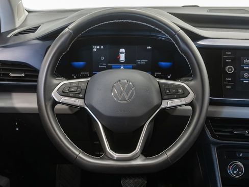 Used 2022 Volkswagen Taos SE AWD/4WD image 12