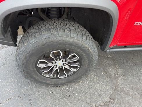 Used 2019 Chevrolet Colorado ZR2 AWD/4WD image 17