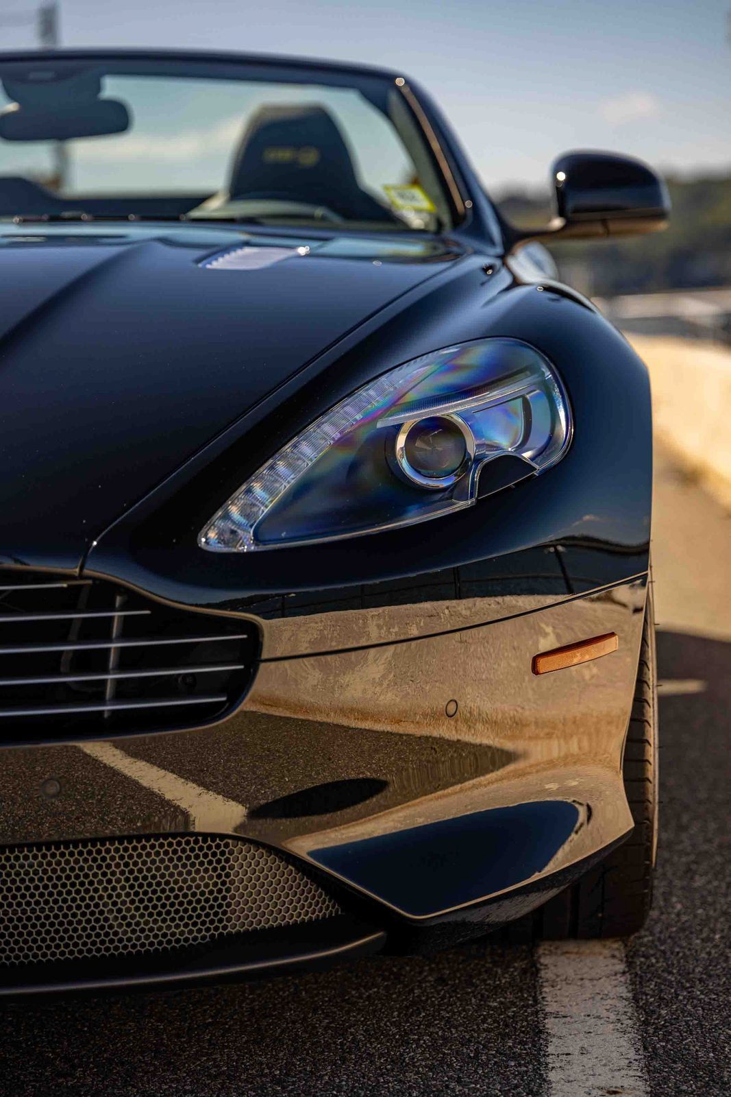 Used 2013 Aston Martin DB9 Volante RWD image 78