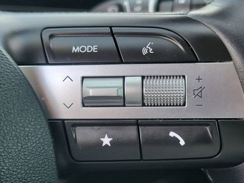 Certified 2025 Hyundai Tucson SEL image 9