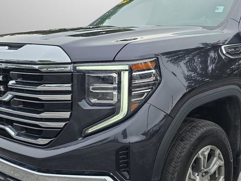 Used 2025 GMC Sierra 1500 SLT AWD/4WD image 32