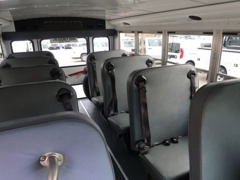 Used 2008 Chevrolet Express 3500 w/ School Bus Package image 10