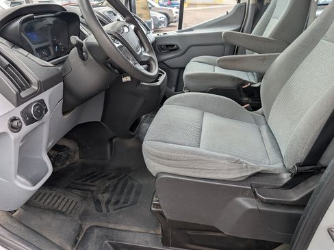 Used 2016 Ford Transit 250 130 Low Roof w/ Exterior Upgrade Package RWD image 10