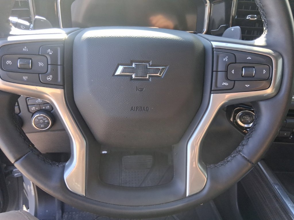 Used 2025 Chevrolet Silverado 1500 RST AWD/4WD image 14