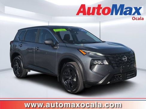 Used 2026 Nissan Rogue SV FWD image 1