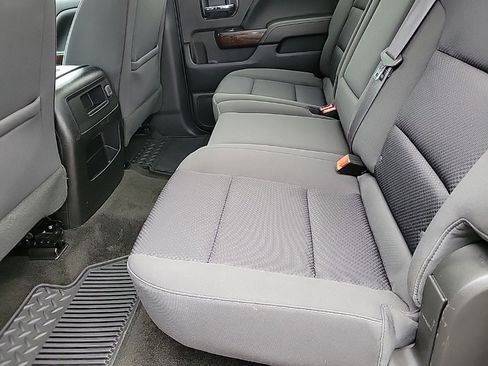 Used 2017 GMC Sierra 1500 SLE w/ SLE Value Package image 6