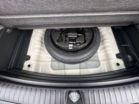 Used 2023 Kia Seltos EX image 14