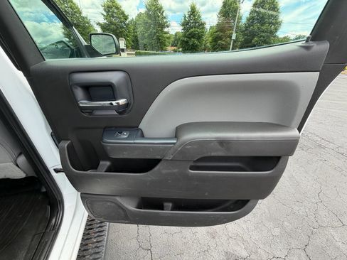 Used 2018 Chevrolet Silverado 2500 W/T w/ WT Fleet Convenience Package RWD image 17