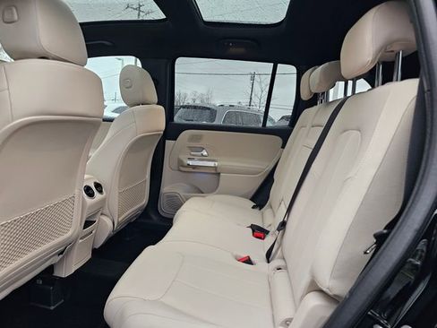 New 2026 Mercedes-Benz GLB 250 4MATIC image 22