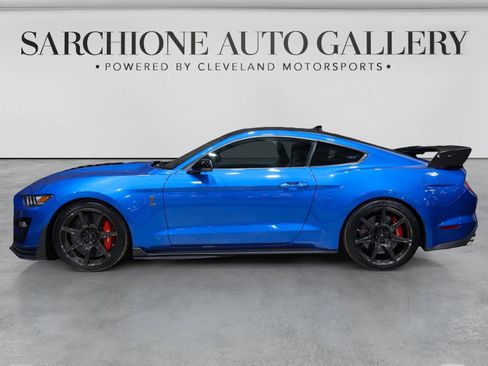 Used 2021 Ford Mustang Shelby GT500 w/ Carbon Fiber Track Pack RWD image 22