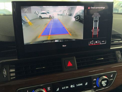 Used 2023 Audi A4 2.0T Premium w/ Convenience Package image 24