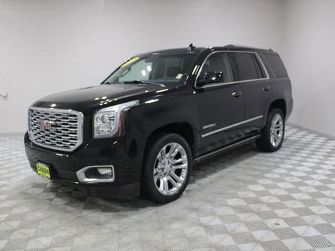 Used 2019 GMC Yukon Denali w/ Denali Ultimate Package image 8