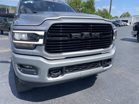 Used 2022 RAM 2500 Laramie AWD/4WD image 11