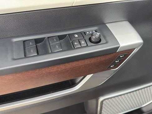 Used 2024 Toyota Sequoia Capstone AWD/4WD image 43