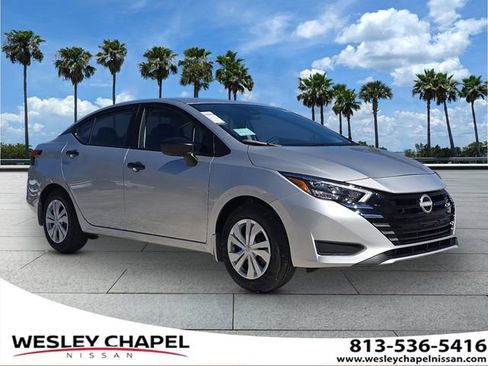 New 2025 Nissan Versa S w/ Trunk Package FWD image 1
