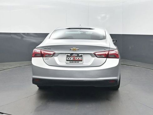 Used 2022 Chevrolet Malibu LT FWD image 31