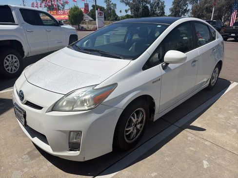 Used 2011 Toyota Prius Four FWD image 3