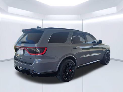 Used 2022 Dodge Durango SRT w/ Premium Interior Group AWD/4WD image 5