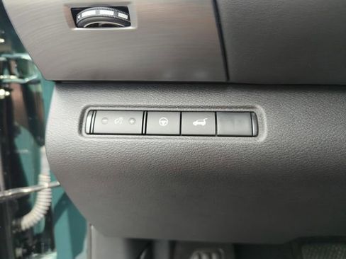 Certified 2025 Nissan Pathfinder Rock Creek AWD/4WD image 37