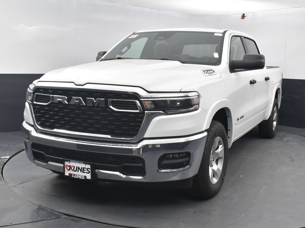 Used 2025 RAM 1500 Big Horn AWD/4WD image 5