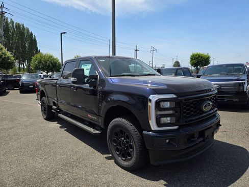 New 2025 Ford F350 Lariat w/ Lariat Ultimate Package image 3