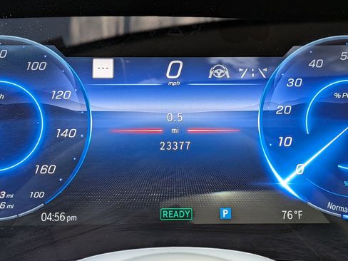 Used 2022 Mercedes-Benz EQS 580 4MATIC Sedan image 18