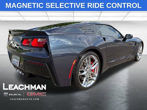 Used 2014 Chevrolet Corvette Stingray Coupe RWD image 3