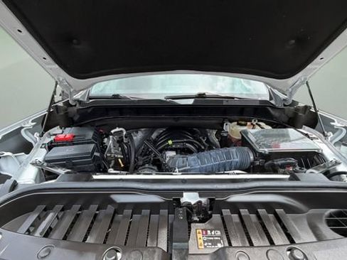Used 2020 Chevrolet Silverado 1500 RST AWD/4WD image 32