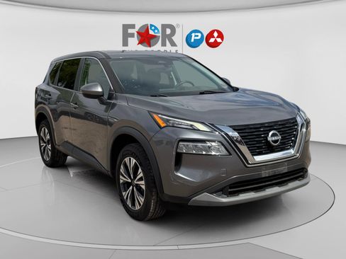 Used 2022 Nissan Rogue SV FWD image 7